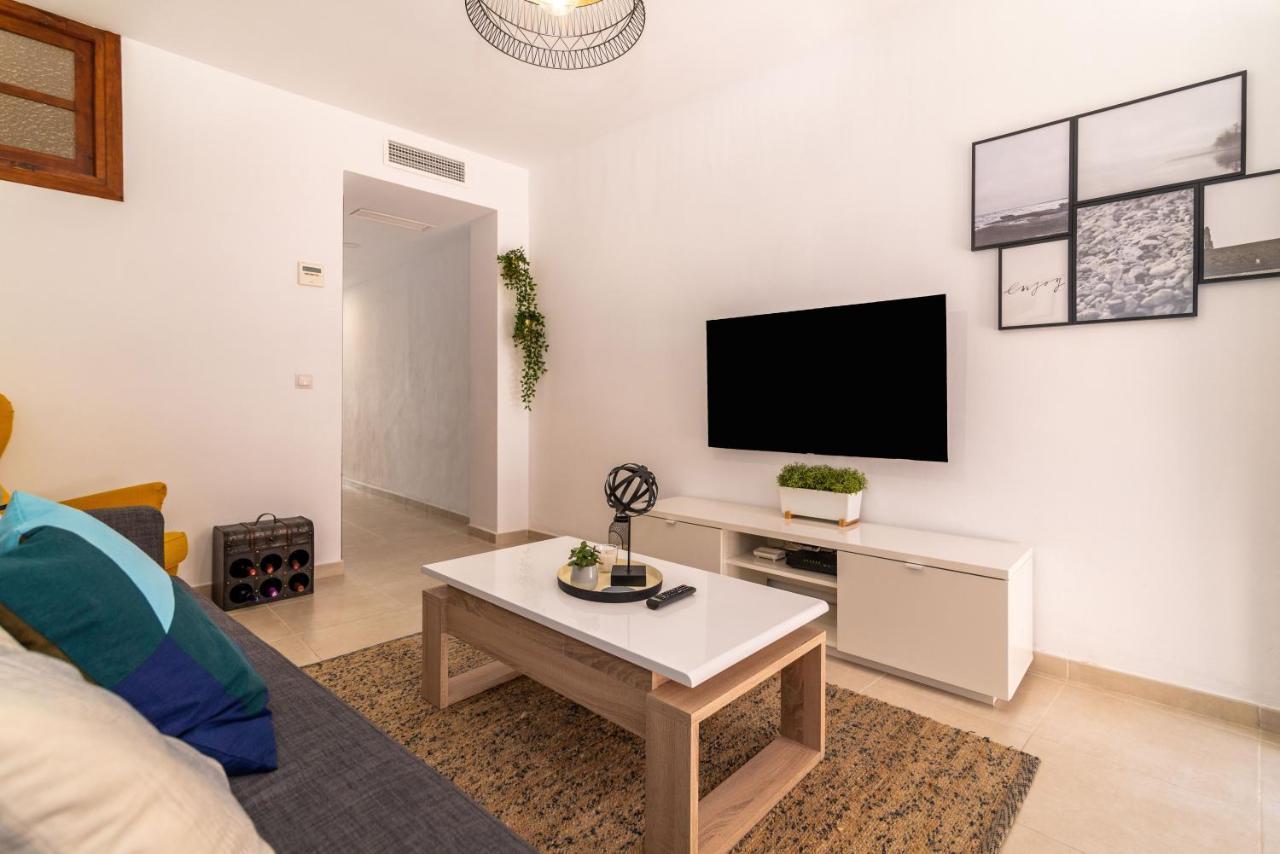 Lovely Cozy 2-Bedroom Residential Home With Patio Benalmádena Exterior photo